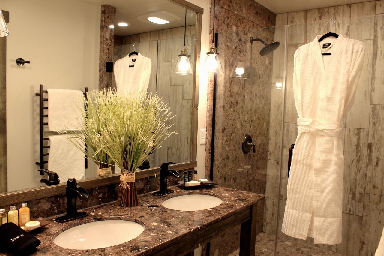 1872 Inn - Adults Exclusive West Yellowstone Eksteriør bilde